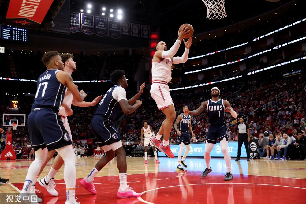 德斯称他为 德斯称他为