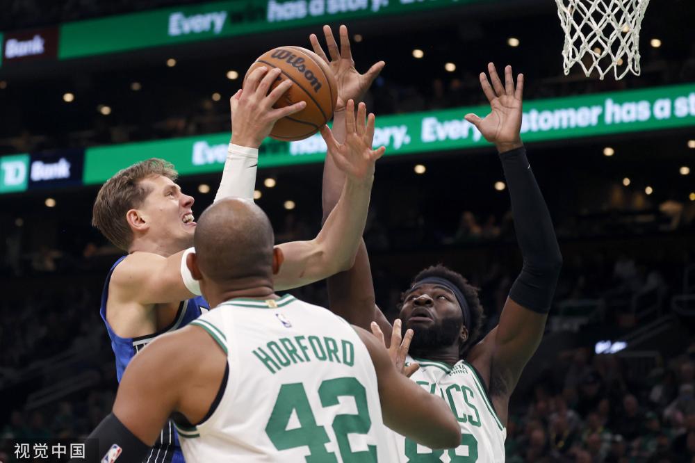 的对阵皇家 的对阵皇家