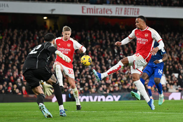 更是对于球 更是对于球