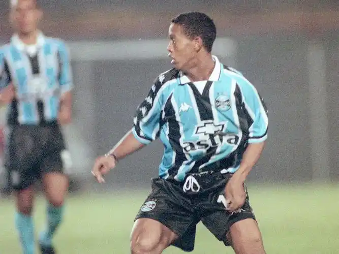 员是否离队 员是否离队